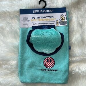 🆕 Life is Good Microfiber Pet Towel and Grooming Mitt Set